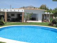 Holiday rental villa with private swimming pool in Mijas